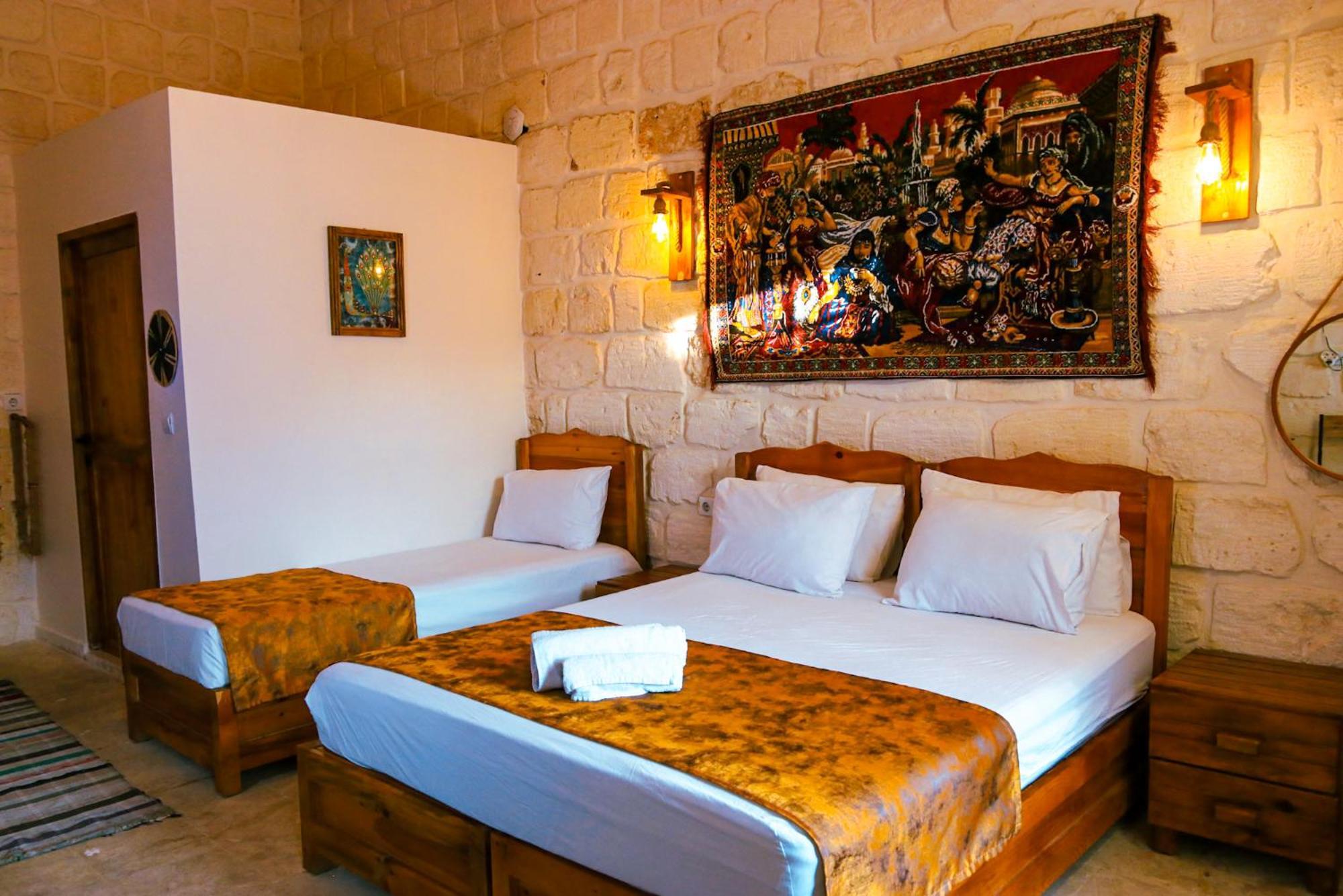 Mons Masius Hotel Teras Midyat Exterior photo